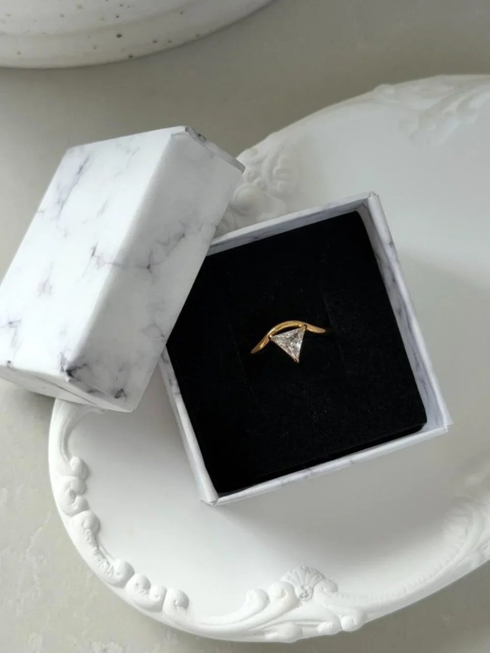 Sku0563 Retro Gold Diamond Gemstone Women Engagement Ring Stainless steel
